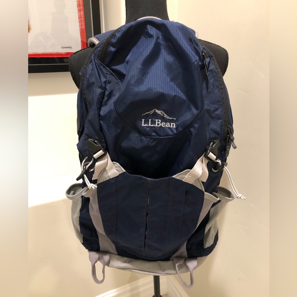 NWOT  L.L.BEAN Day Trekker 25 Boa Backpack